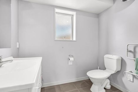 Photo of property in 2/2 Vintners Lane, Woolston, Christchurch, 8023