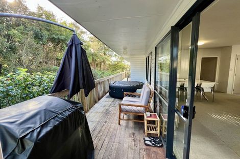 Photo of property in 21 Haruru Falls Road, Haruru, 0204