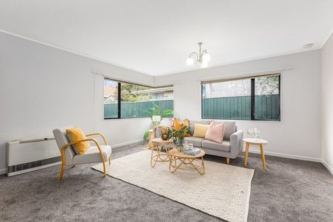 Photo of property in 2/25 Vincent Street, Waterloo, Lower Hutt, 5011