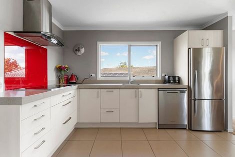 Photo of property in 152 Everglade Drive, Totara Heights, Auckland, 2105