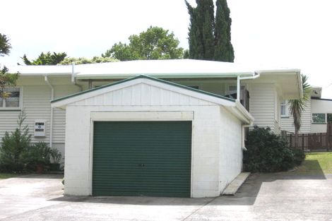 Photo of property in 147 Lancaster Road, Beach Haven, Auckland, 0626
