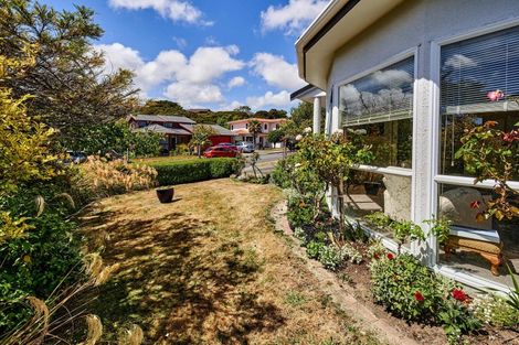 Photo of property in 9 Musket Lane, Whitby, Porirua, 5024