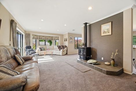 Photo of property in 81 Tawavale Street, Pukehangi, Rotorua, 3015