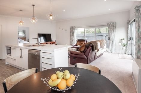 Photo of property in 410 Fenwick Street, Mayfair, Hastings, 4122