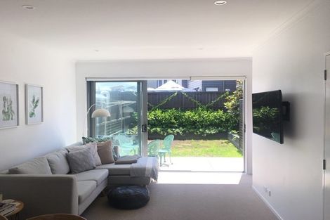 Photo of property in 18 Shelduck Way, Hobsonville, Auckland, 0616