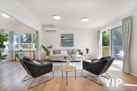 Photo of property in 23 Padnell Crescent, Paparangi, Wellington, 6037