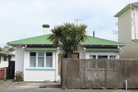 Photo of property in 28 Tasman Street, The Wood, Nelson, 7010