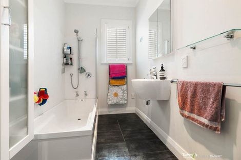 Photo of property in 39 Kainui Road, Hataitai, Wellington, 6021