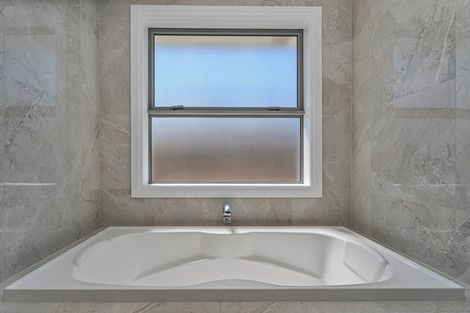 Photo of property in 1 Ngaroma Crescent, Whitianga, 3510