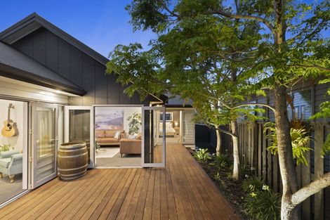 Photo of property in 11 Knoll Rise, Pukekohe, 2120