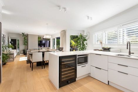 Photo of property in 10 Finnsarby Place, Sumner, Christchurch, 8081