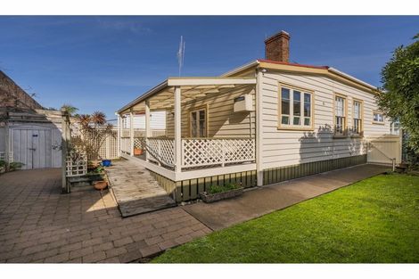 Photo of property in 206 Kirkwood Street, Thames, 3500