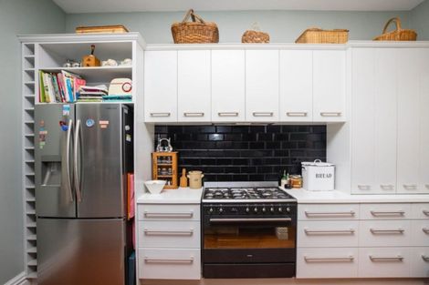 Photo of property in 26 Main North Road, Woodend, 7610