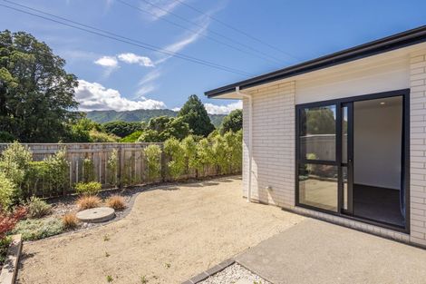 Photo of property in 3 Kaiwaru Place, Waikanae, 5036