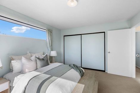 Photo of property in 8a Freyberg Avenue, Riccarton, Christchurch, 8011