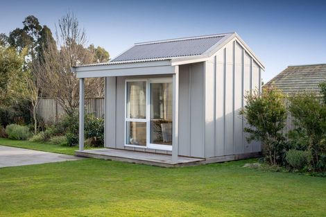 Photo of property in 12 Overton Place, Prebbleton, 7604