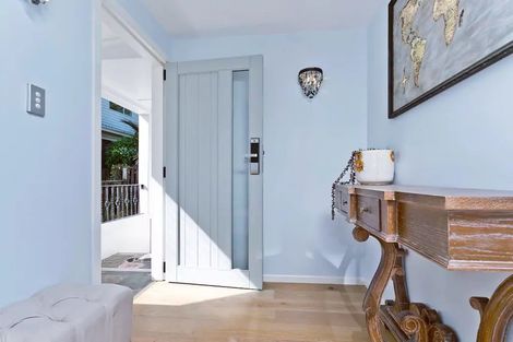 Photo of property in 30 Beulah Avenue, Rothesay Bay, Auckland, 0630