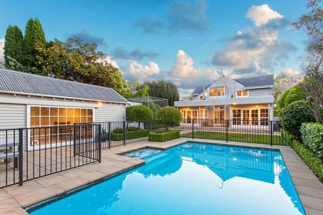 Photo of property in 40 Garden Road, Merivale, Christchurch, 8014