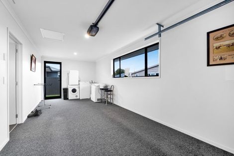 Photo of property in 14a Rosalind Street, Stratford, 4332