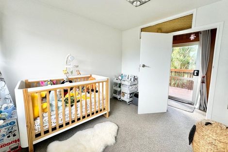 Photo of property in 65 Riverpark Crescent, Henderson, Auckland, 0610