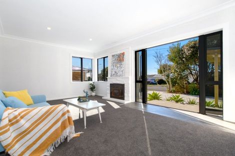 Photo of property in 21 Cameron Road, Te Puke, 3119