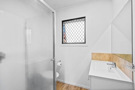 Photo of property in 4/24 Robertson Road, Favona, Auckland, 2024