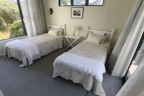 Photo of property in 25 Highgrove, Saint Clair, Dunedin, 9012