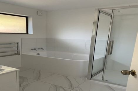 Photo of property in 20 Taupata Street, Redcliffs, Christchurch, 8081