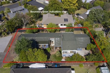 Photo of property in 16 Broman Place, Half Moon Bay, Auckland, 2012