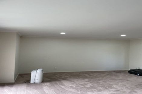 Photo of property in 212 Kilkenny Drive, East Tamaki Heights, Auckland, 2016