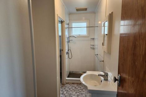Photo of property in 2/52 Leighton Avenue, Waiwhetu, Lower Hutt, 5010