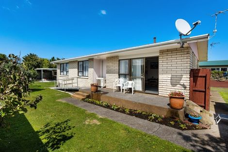 Photo of property in 4 Totara Crescent, Hawera, 4610