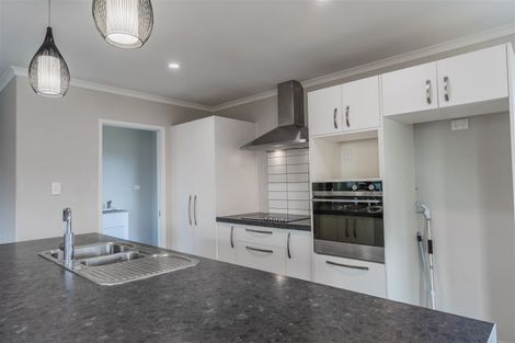 Photo of property in 130 Rowses Road, Aranui, Christchurch, 8061