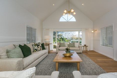 Photo of property in 130 Margaret Avenue, Havelock North, 4130