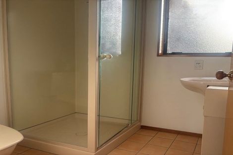 Photo of property in 9 Clyde Road, Upper Riccarton, Christchurch, 8041