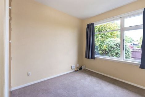Photo of property in 48 Staveley Street, Avonhead, Christchurch, 8042