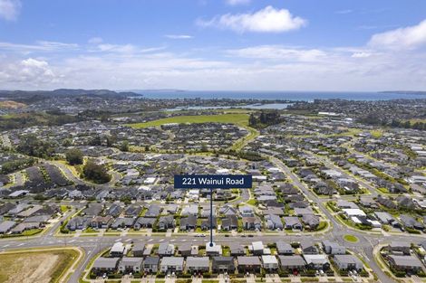 Photo of property in 221 Wainui Road, Silverdale, 0932