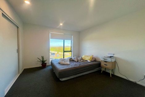 Photo of property in 3/504 Don Buck Road, Massey, Auckland, 0614