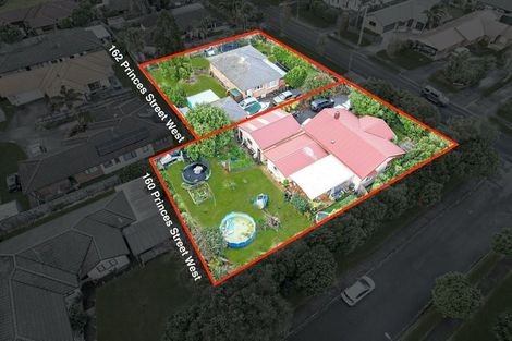 Photo of property in 162 Princes Street West, Pukekohe, 2120