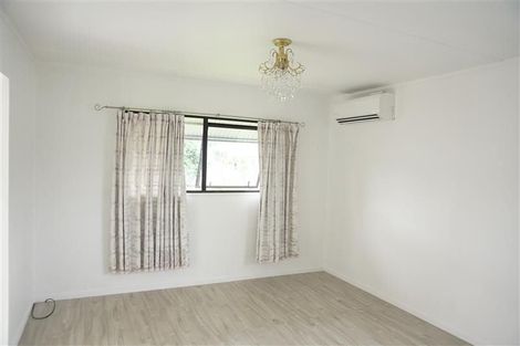 Photo of property in 78 Reynella Drive, Massey, Auckland, 0614