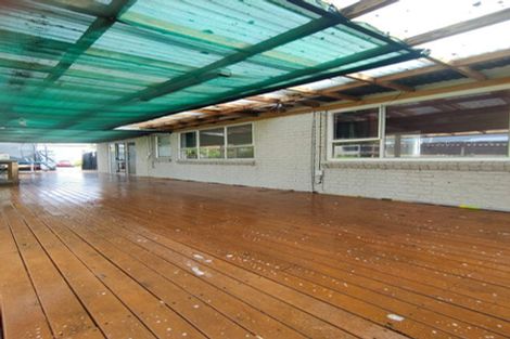 Photo of property in 165 Don Buck Road, Massey, Auckland, 0614