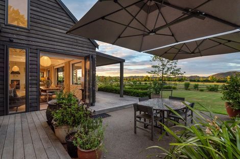 Photo of property in 162 Monument Road, Clevedon, Papakura, 2582