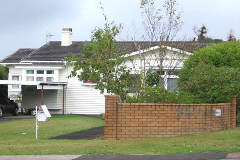 Photo of property in 19 Tirimoana Road, Te Atatu South, Auckland, 0602