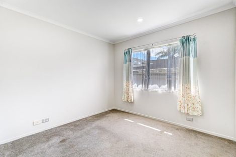 Photo of property in 8 Avonglen Court, Wattle Downs, Auckland, 2103