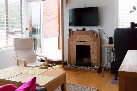 Photo of property in San Antonio Flats, 12f5 Kilbirnie Crescent, Kilbirnie, Wellington, 6022