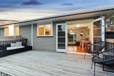Photo of property in 10a Matama Road, Glen Eden, Auckland, 0602