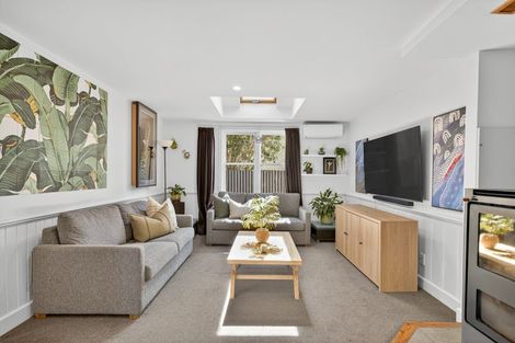 Photo of property in 380 Keyes Road, New Brighton, Christchurch, 8083