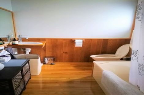 Photo of property in 27 Statesman Street, Henderson, Auckland, 0612