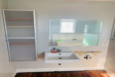 Photo of property in 147 Rosier Road, Glen Eden, Auckland, 0602