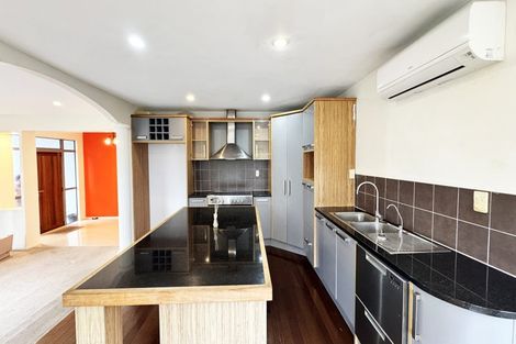 Photo of property in 17e Balmain Road, Birkenhead, Auckland, 0626